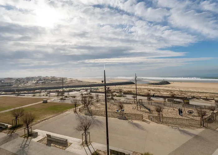 Front De Pour 2 Avec Parking A - Fr-1-50-152