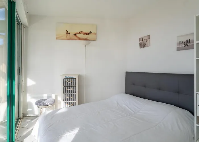 Apartament Front De Pour 2 Avec Parking A - Fr-1-50-152